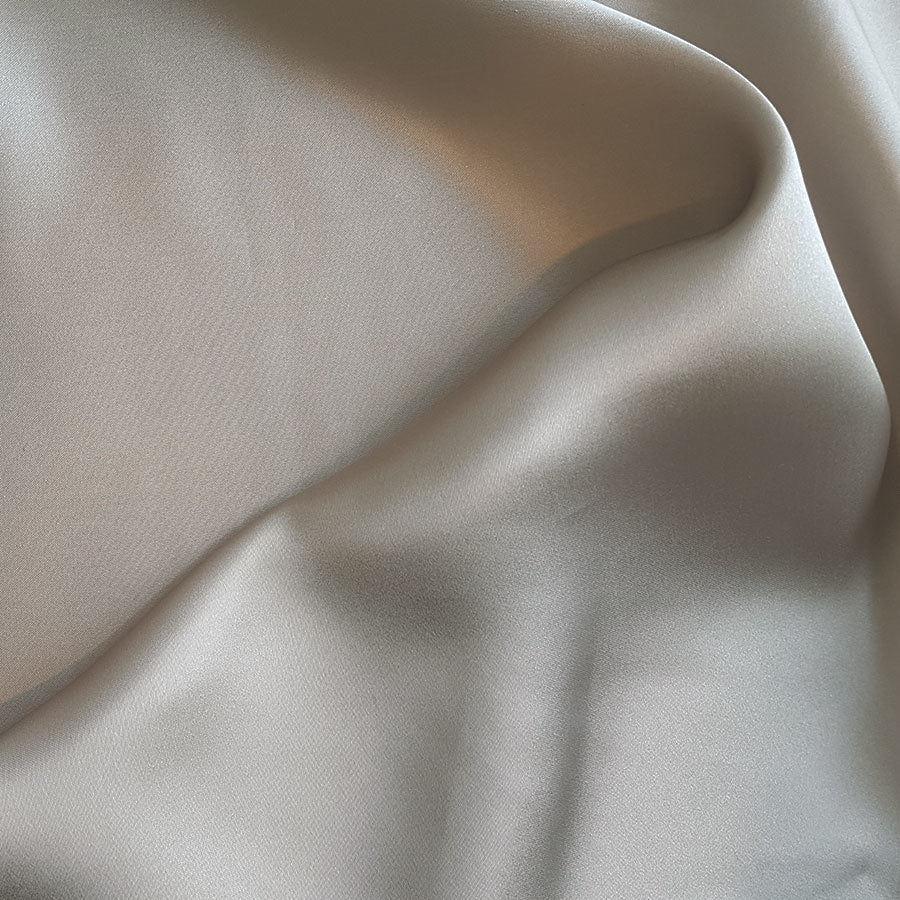 Emperior Silk - Stoffmuster Seidenbettbezug / Spannbettlaken 22 Momme - Grau